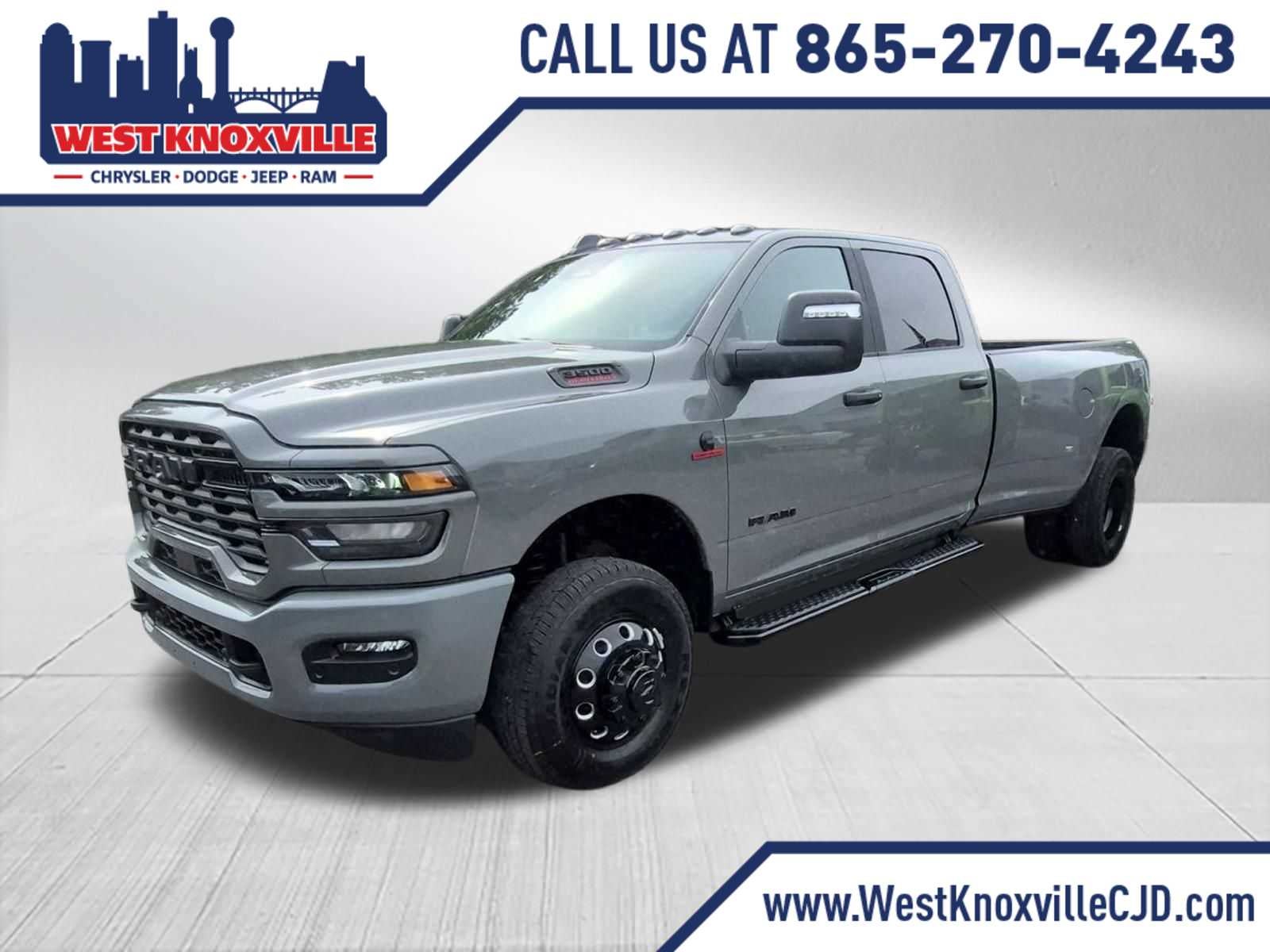 2026 RAM 3500 RAM 3500 BIG HORN CREW CAB 4X4 8' BOX in Ceramic Gray Clear-Coat Exterior Paint — front three-quarter view