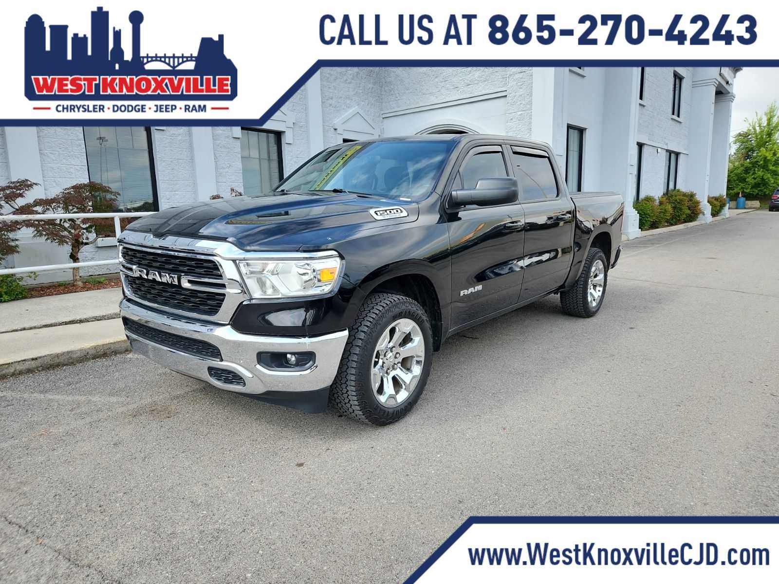 2022 RAM 1500 Big Horn in Diamond Black Crystal Pearlcoat — front three-quarter view